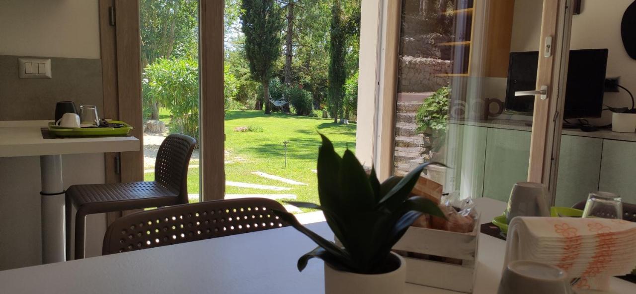 Memento Bed & Breakfast Ossi ภายนอก รูปภาพ